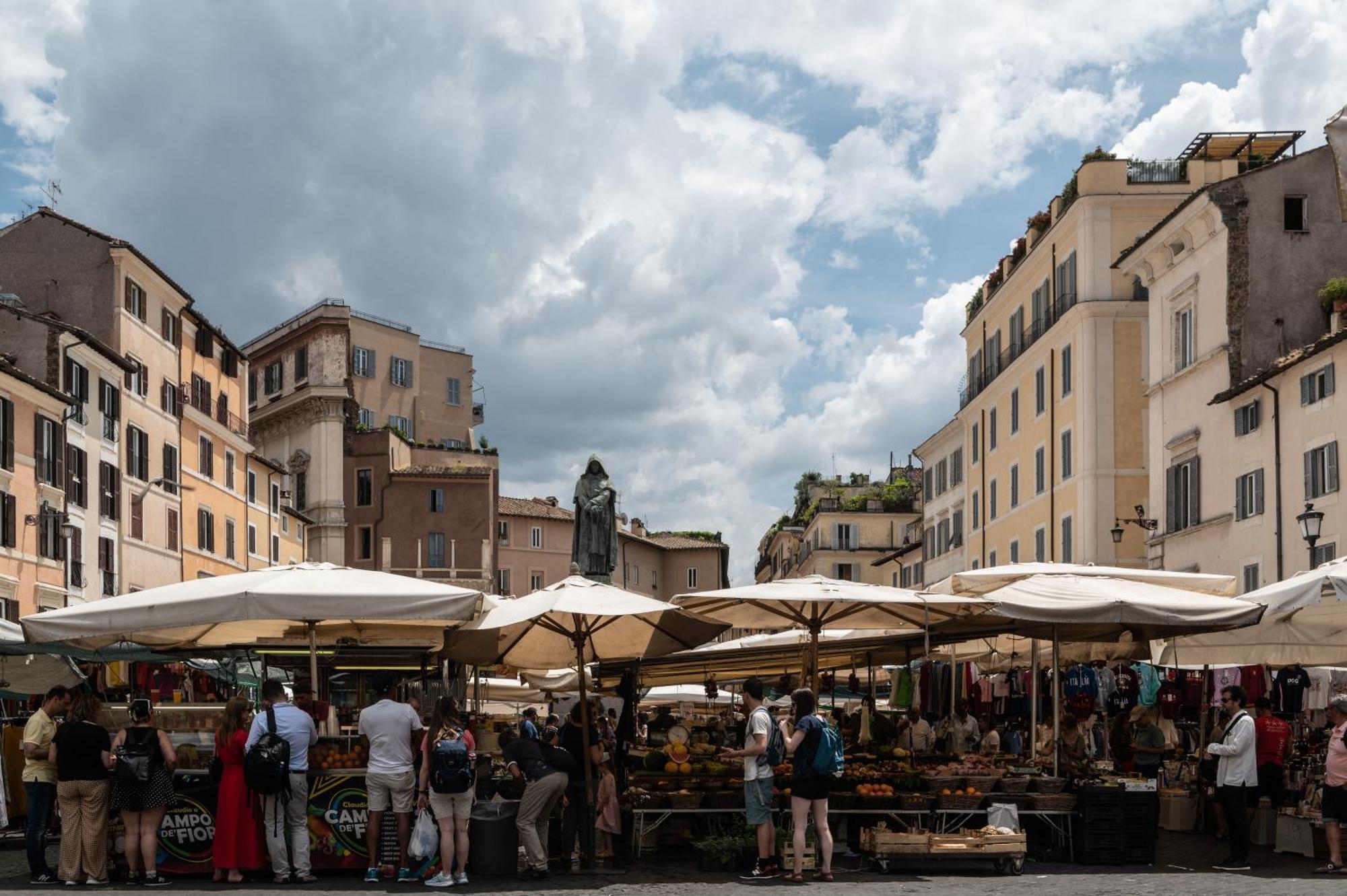 Campo De Fiori Charming Accommodation Rome Exterior photo